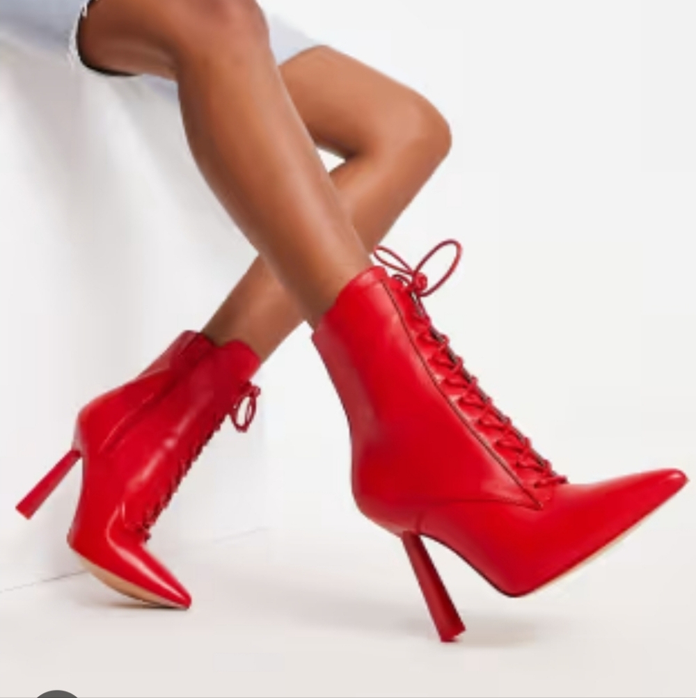 ALDO Began lace up ankle boots in red leather.minimal signs of wear, see last pc - Picture 2 of 12